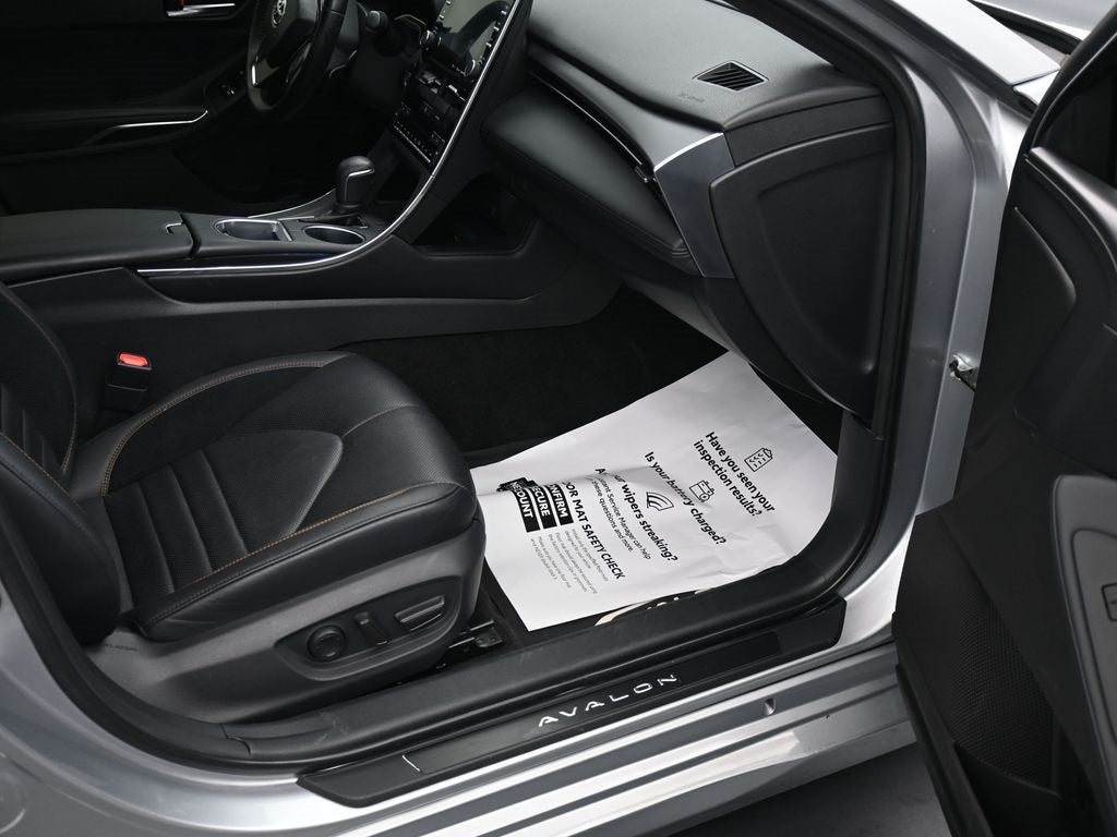 2019 Toyota Avalon Touring