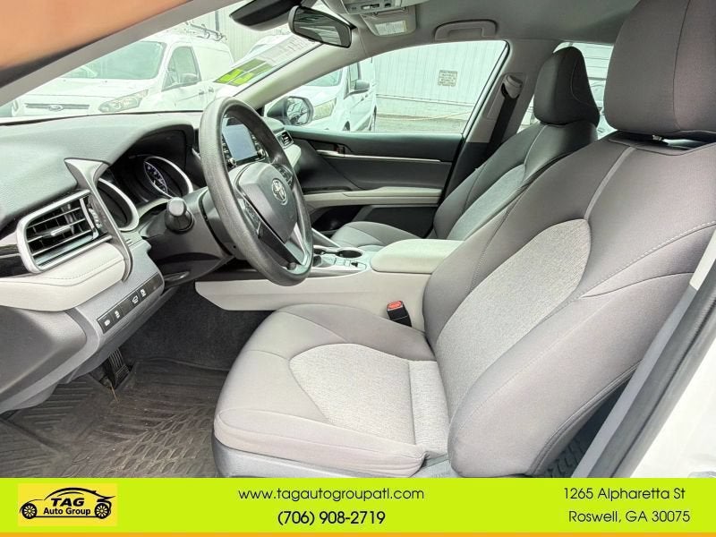 2022 Toyota Camry LE