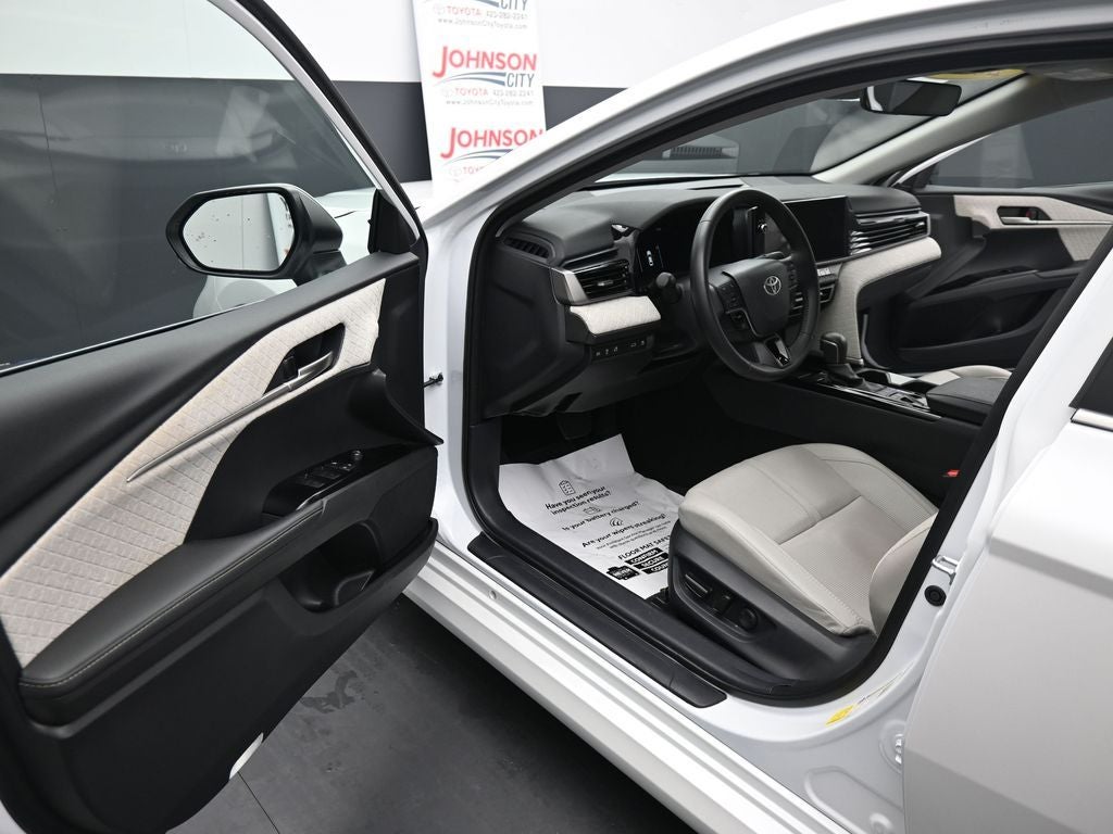 2025 Toyota Camry XLE