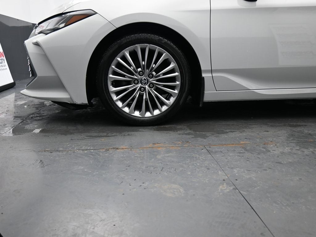 2022 Toyota Avalon Limited
