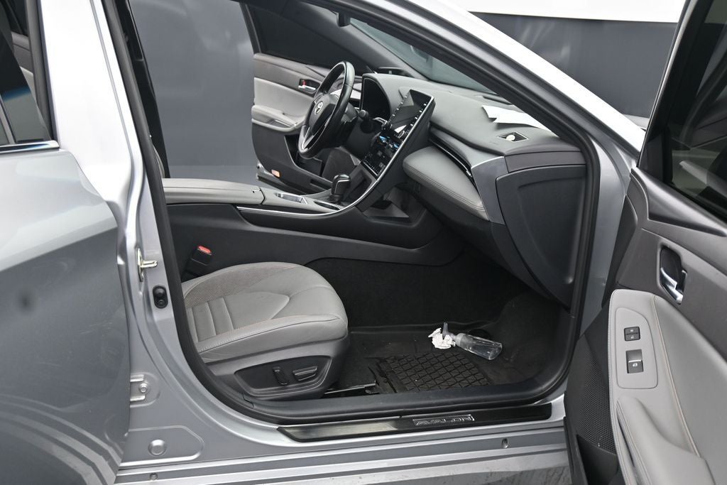 2020 Toyota Avalon XSE