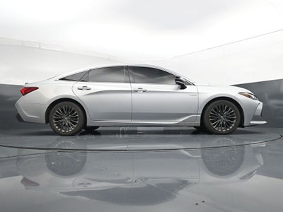 2020 Toyota Avalon XSE