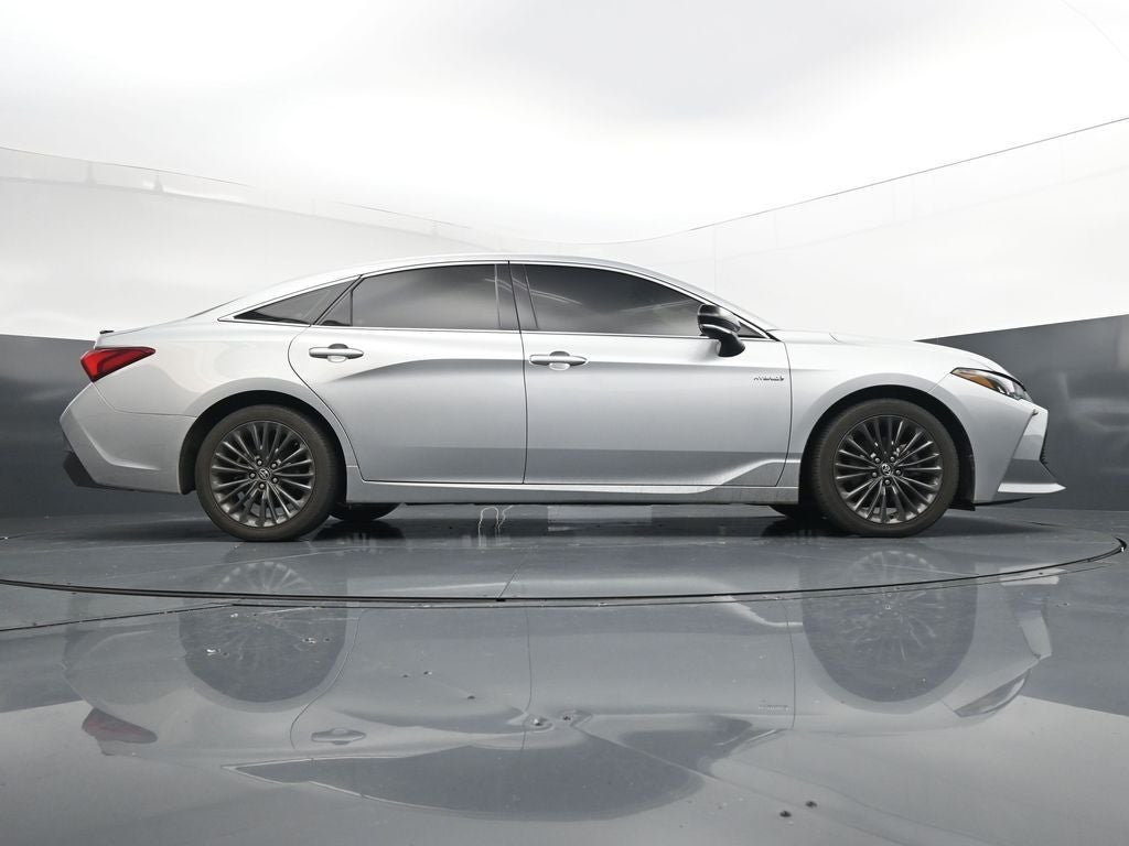 2020 Toyota Avalon XSE