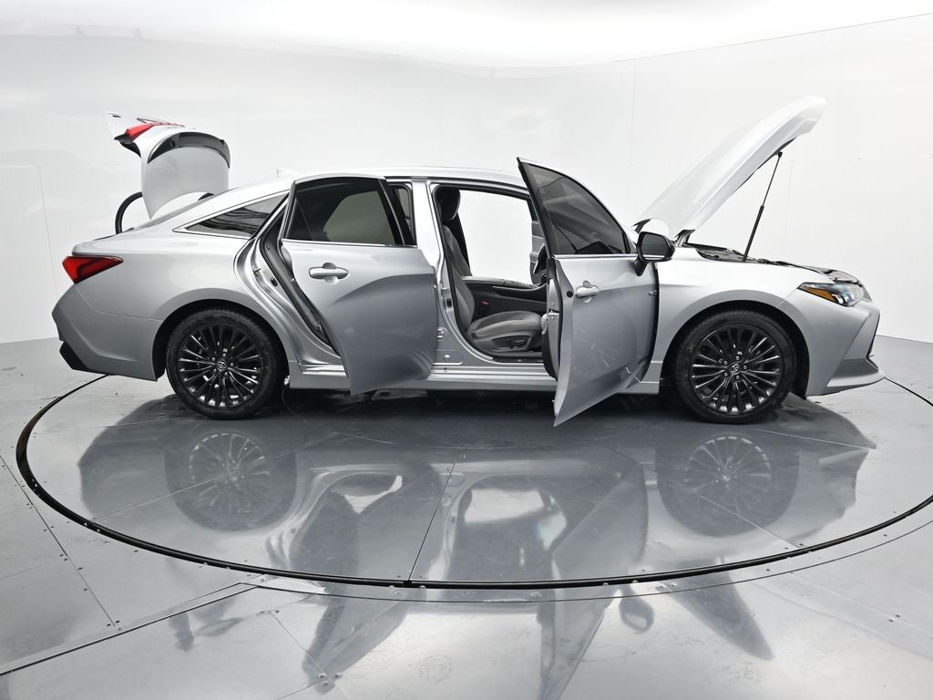 2020 Toyota Avalon XSE
