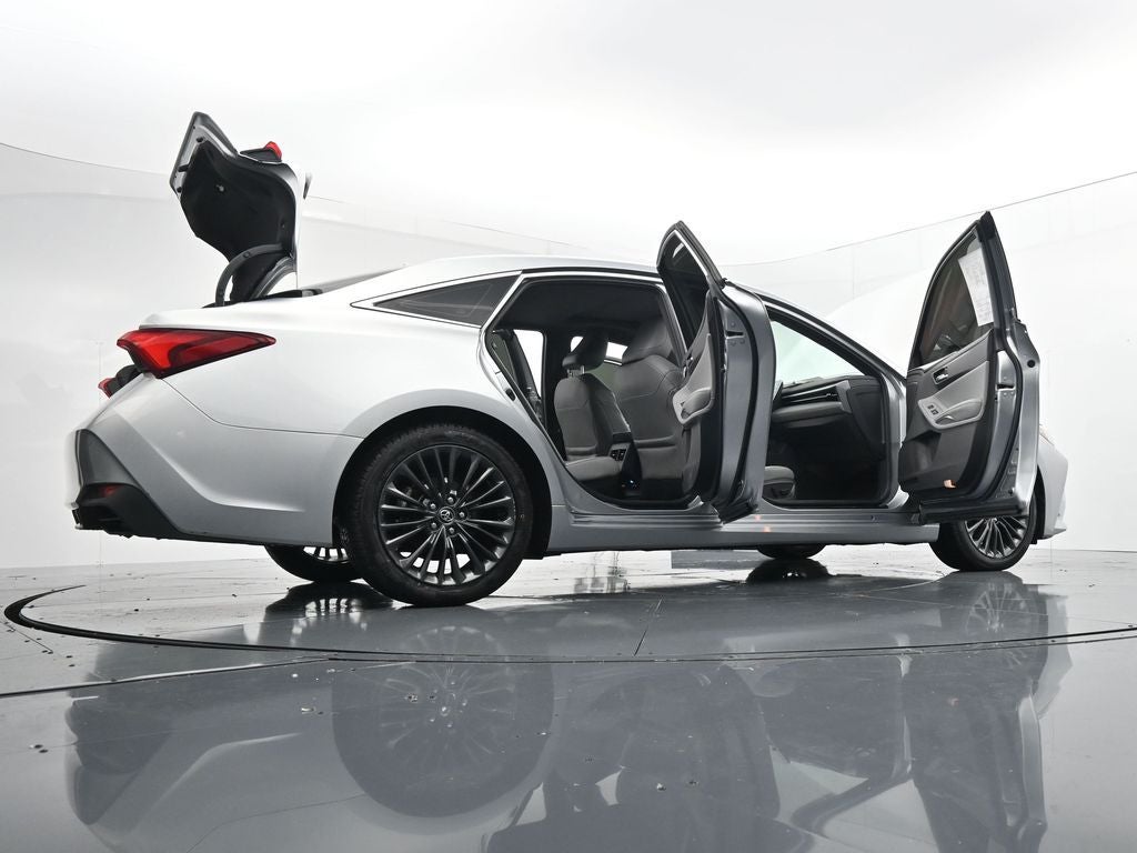 2020 Toyota Avalon XSE