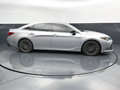 2020 Toyota Avalon XSE