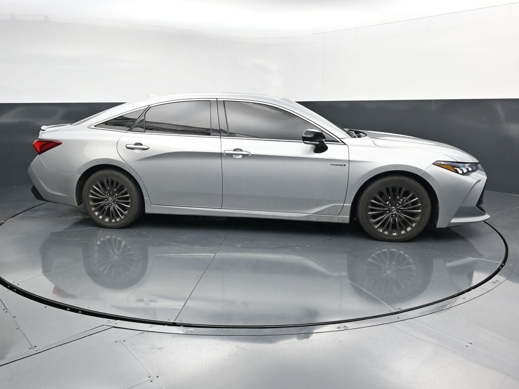 2020 Toyota Avalon XSE