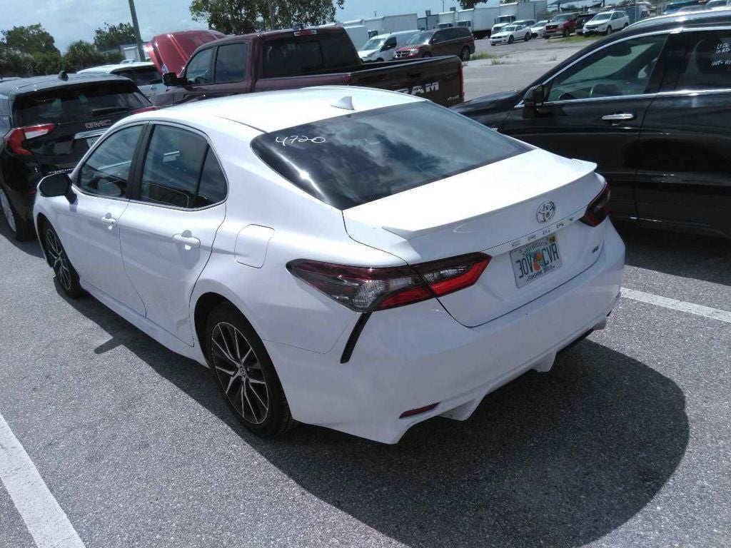 2024 Toyota Camry SE