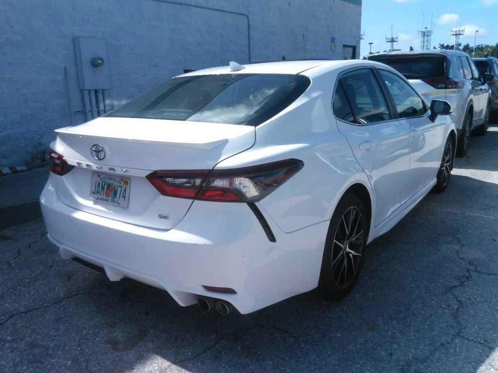 2024 Toyota Camry SE