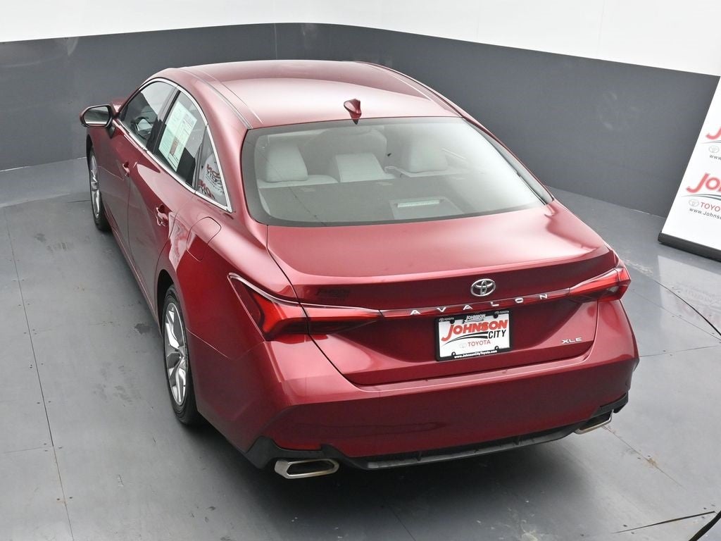 2021 Toyota Avalon XLE