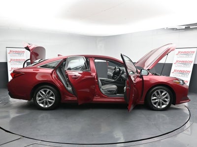 2021 Toyota Avalon XLE