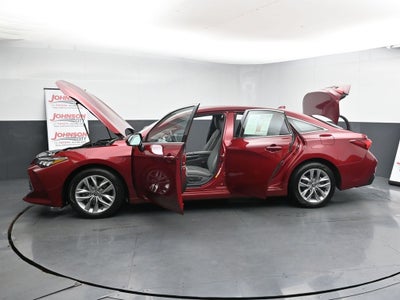 2021 Toyota Avalon XLE