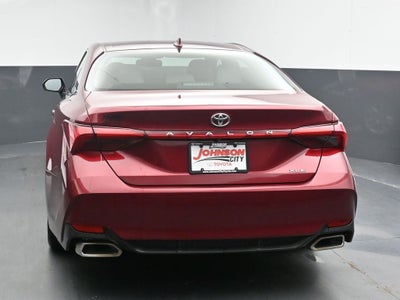 2021 Toyota Avalon XLE