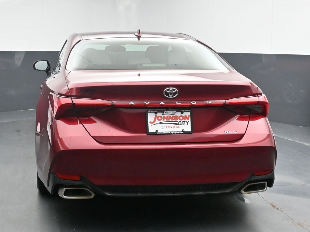 2021 Toyota Avalon XLE