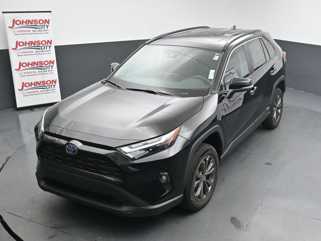 2024 Toyota RAV4 XLE Premium