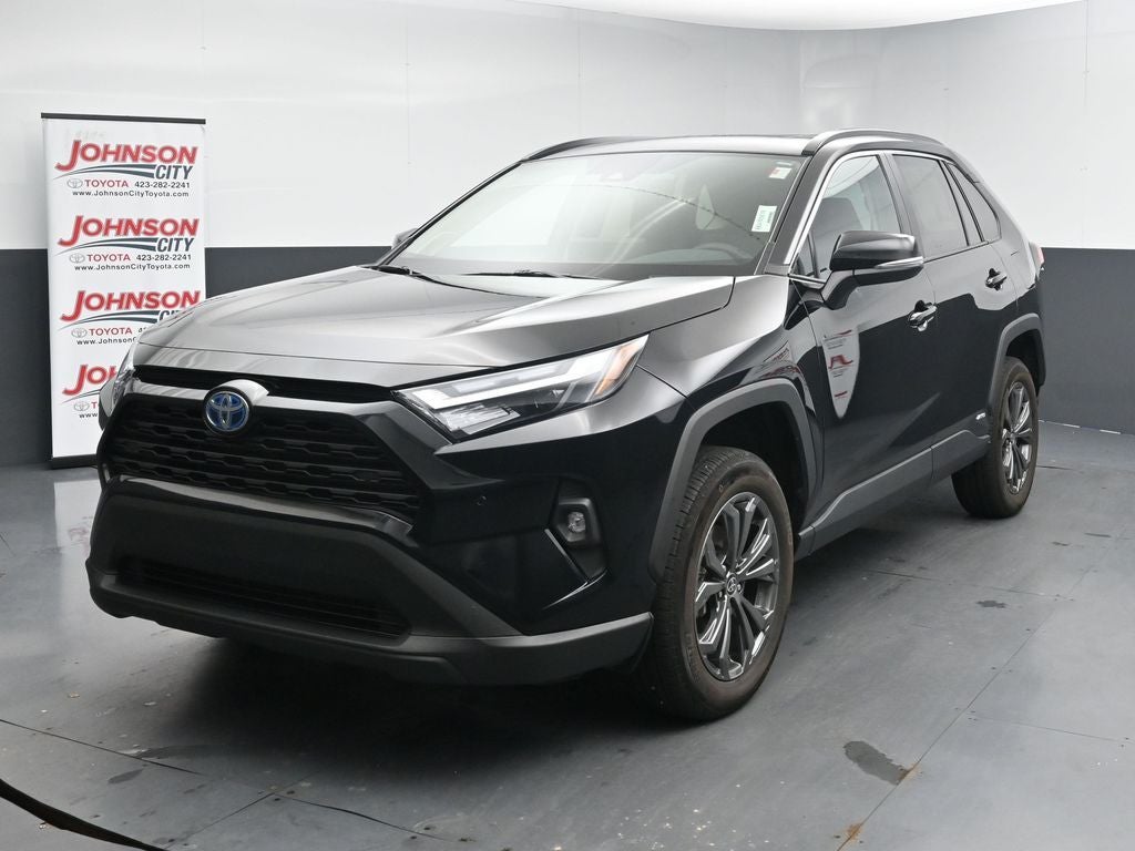 2024 Toyota RAV4 XLE Premium