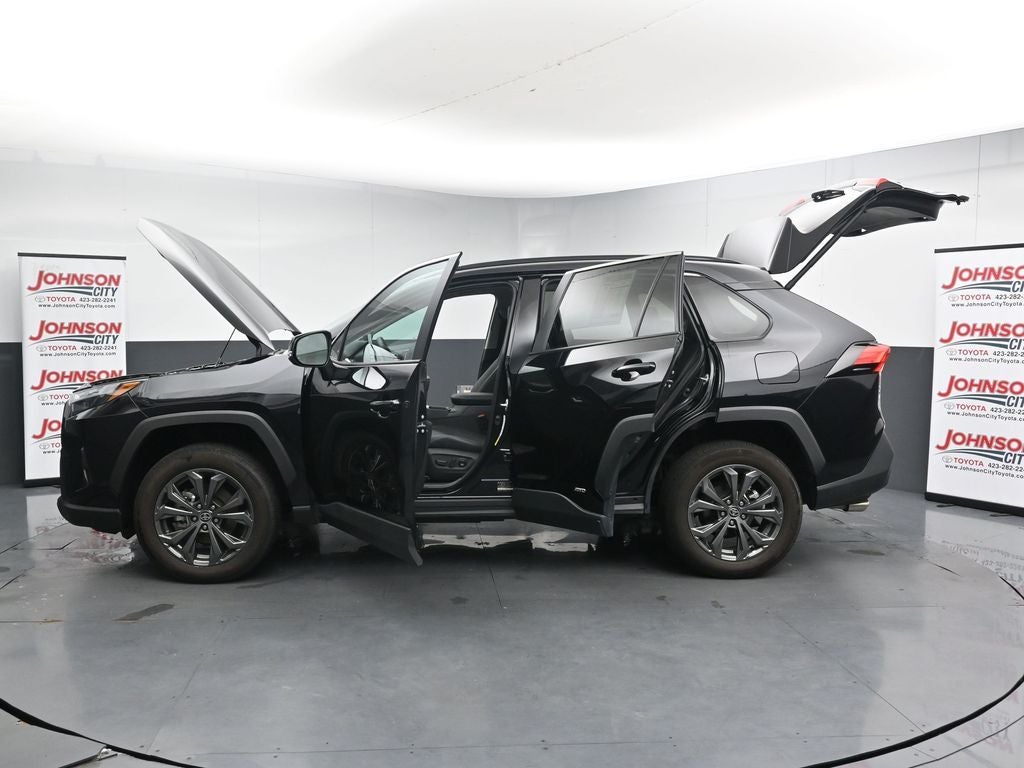 2024 Toyota RAV4 XLE Premium