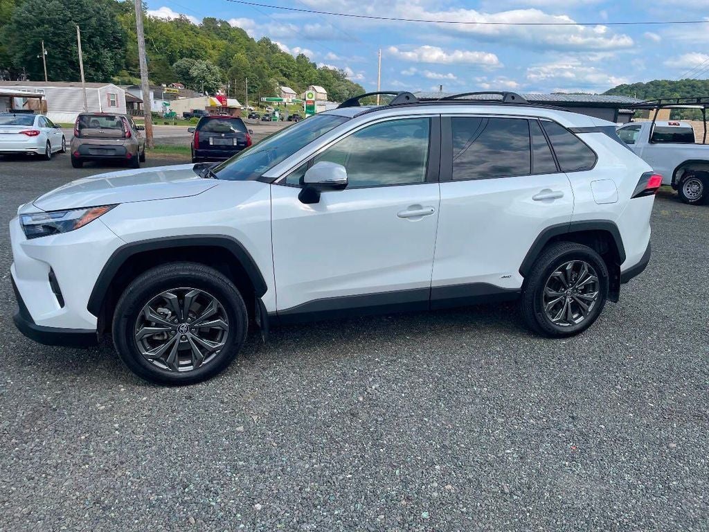 2023 Toyota RAV4 XLE Premium