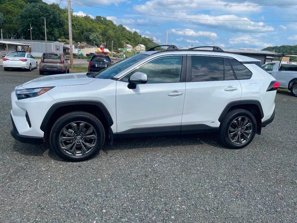 2023 Toyota RAV4 XLE Premium