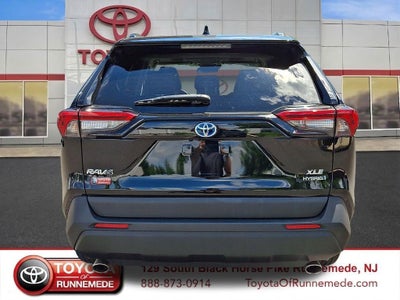 2022 Toyota RAV4 XLE Premium