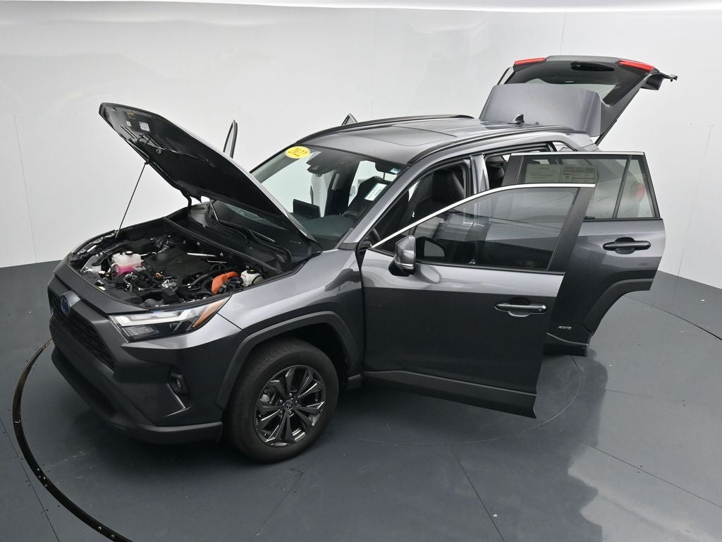2022 Toyota RAV4 XLE Premium