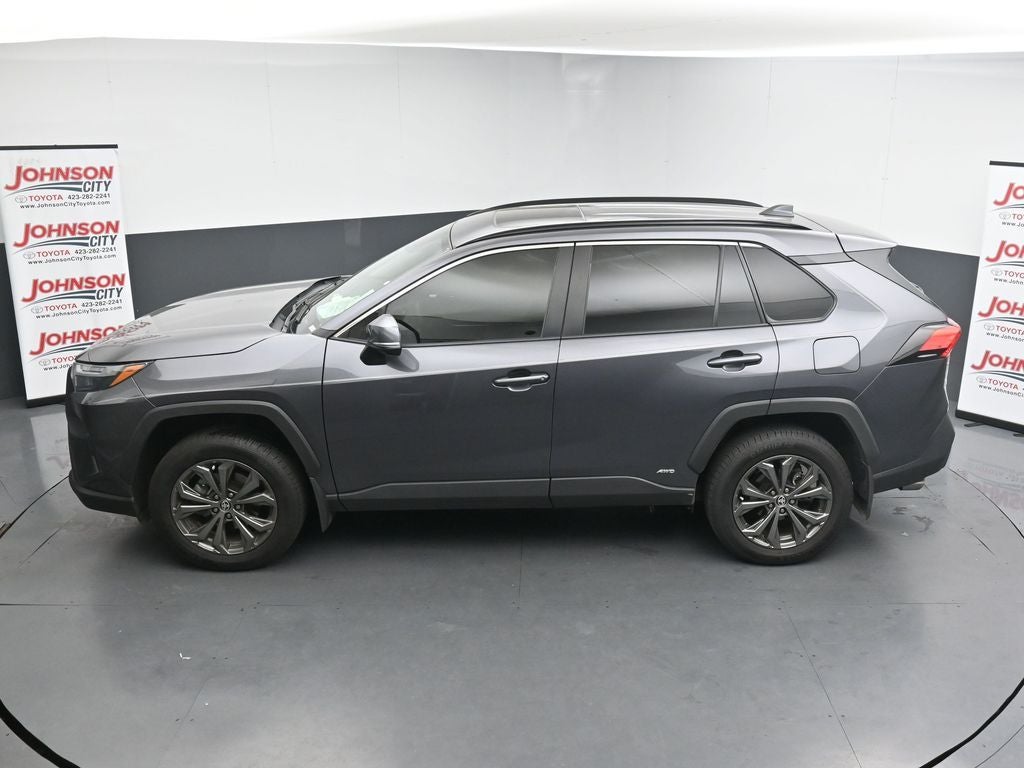 2024 Toyota RAV4 XLE Premium