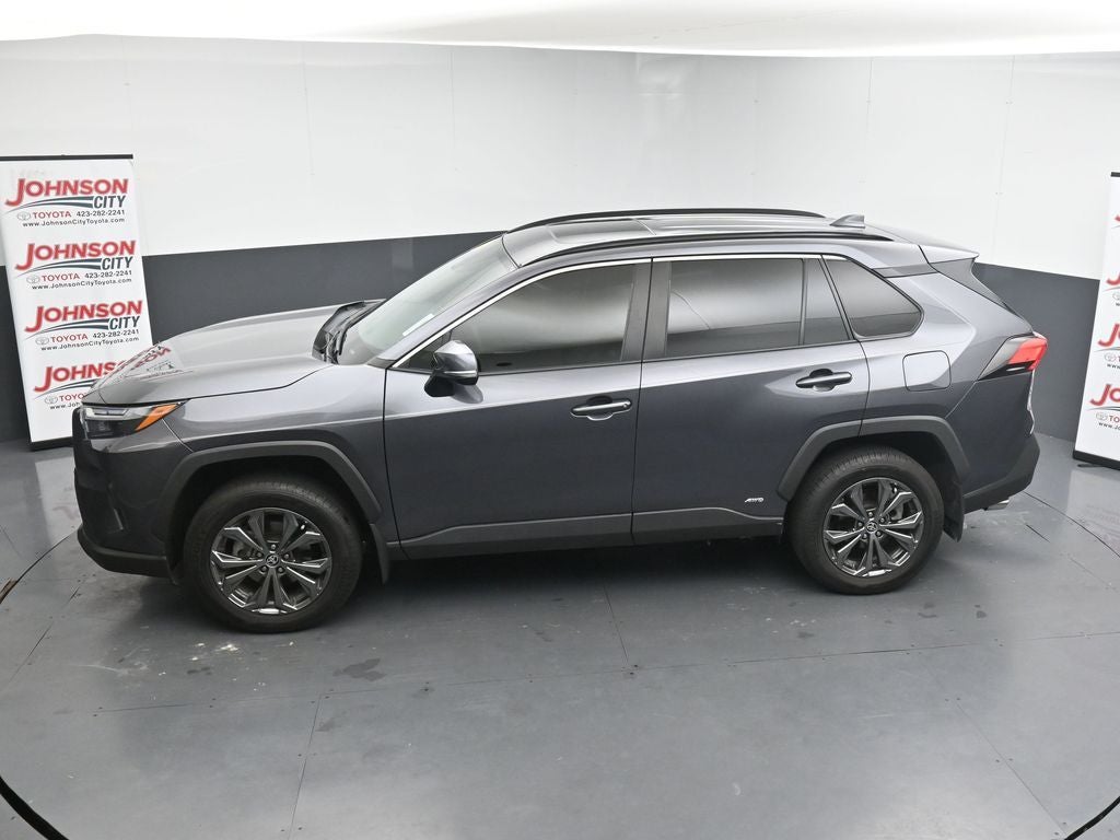 2024 Toyota RAV4 XLE Premium