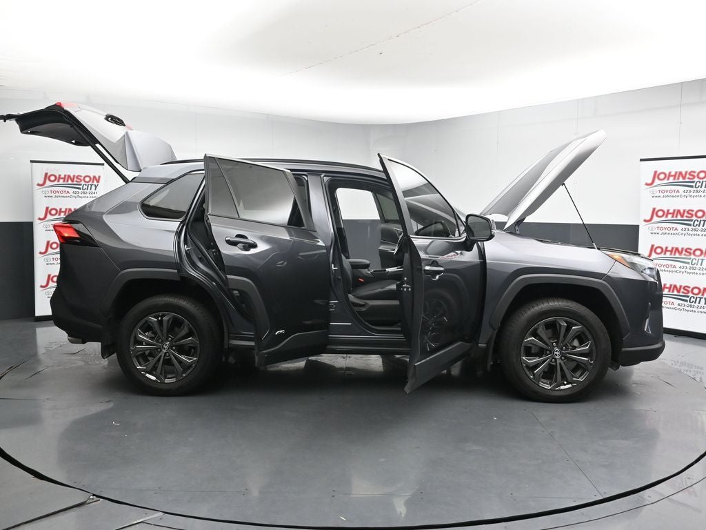 2024 Toyota RAV4 XLE Premium