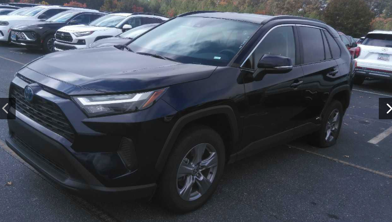 2024 Toyota RAV4 XLE