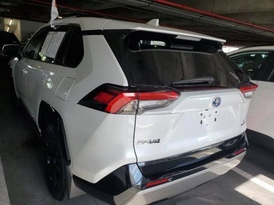 2024 Toyota RAV4 SE