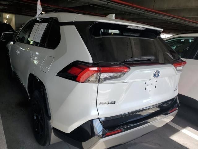 2024 Toyota RAV4 SE