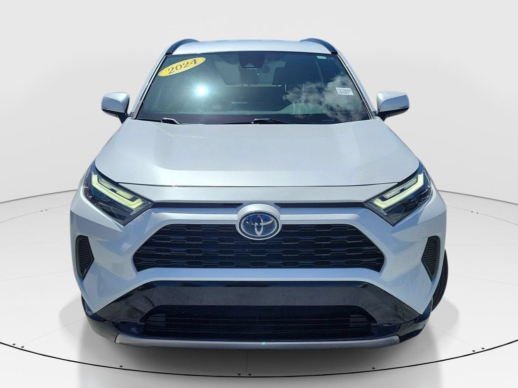 2024 Toyota RAV4 SE