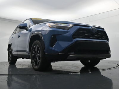 2023 Toyota RAV4 SE