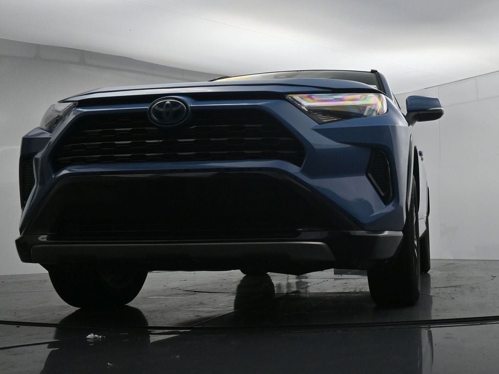2023 Toyota RAV4 SE