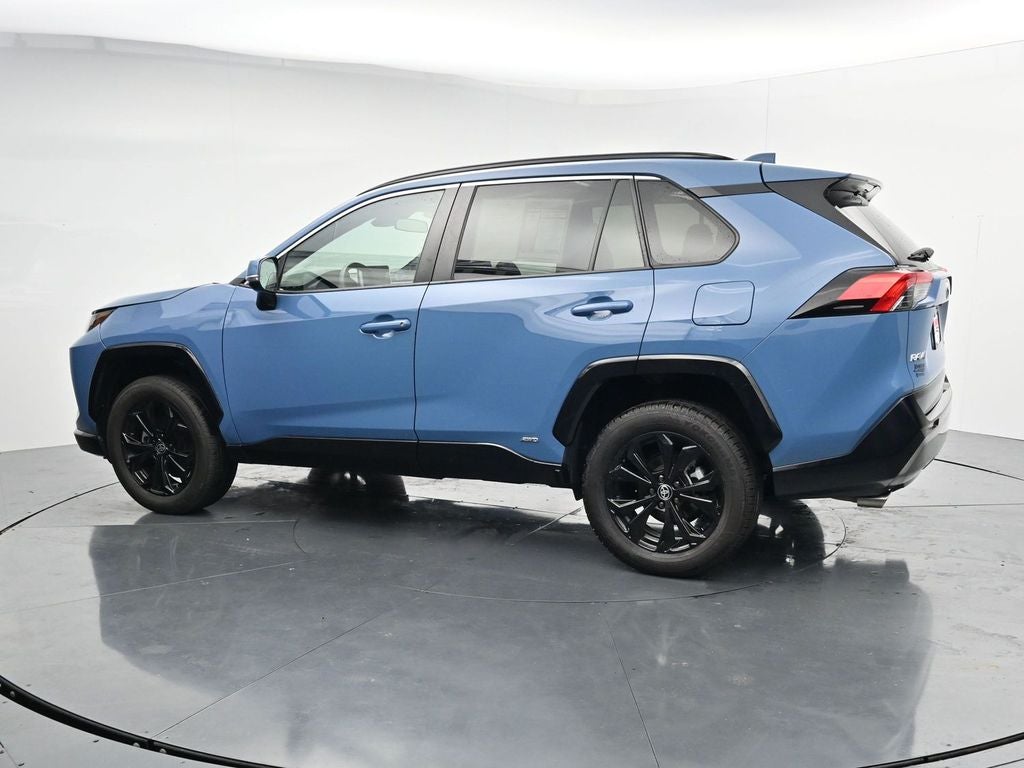 2023 Toyota RAV4 SE