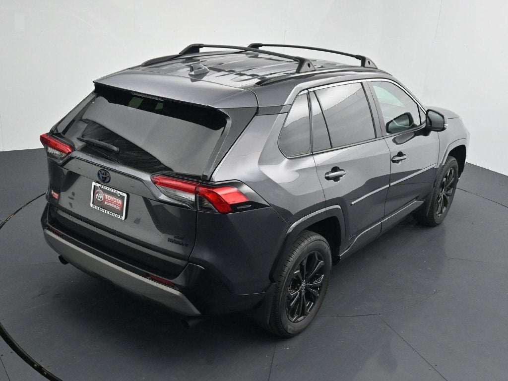 2024 Toyota RAV4 SE