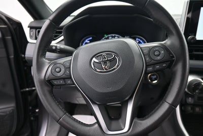 2024 Toyota RAV4 SE