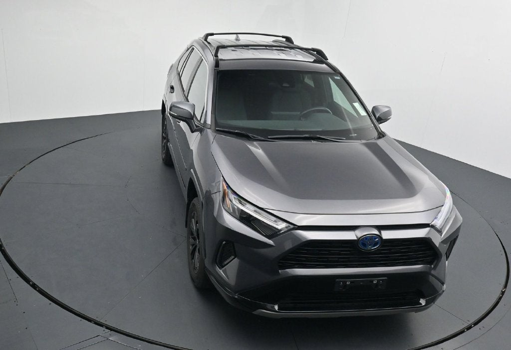 2024 Toyota RAV4 SE
