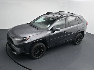 2024 Toyota RAV4 SE