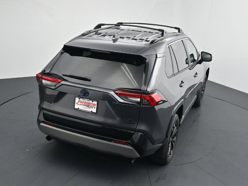 2024 Toyota RAV4 SE