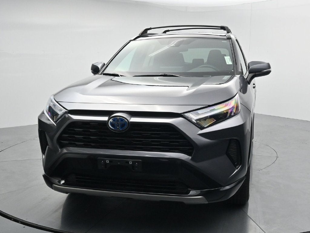 2024 Toyota RAV4 SE