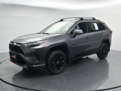 2024 Toyota RAV4 SE