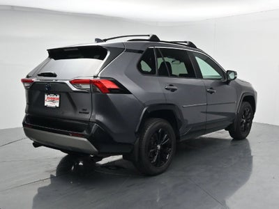 2024 Toyota RAV4 SE