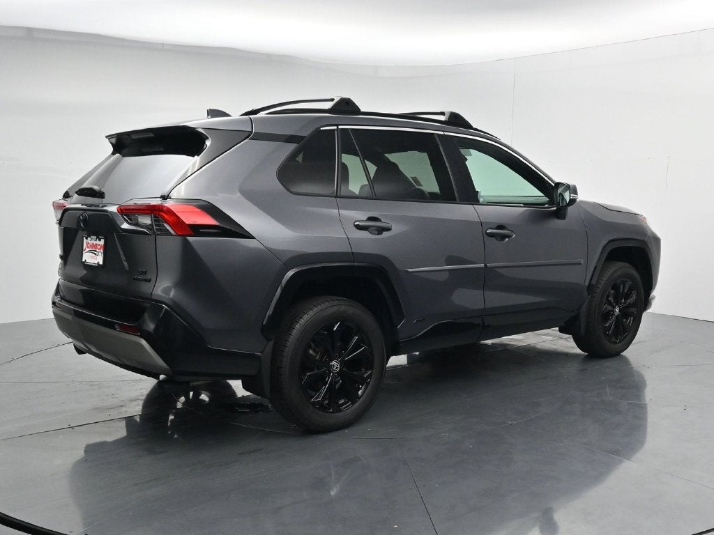 2024 Toyota RAV4 SE
