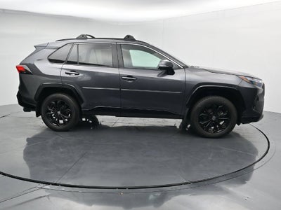 2024 Toyota RAV4 SE