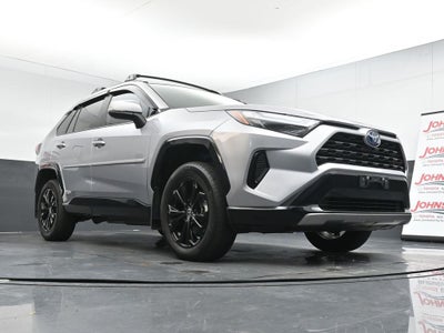 2023 Toyota RAV4 SE