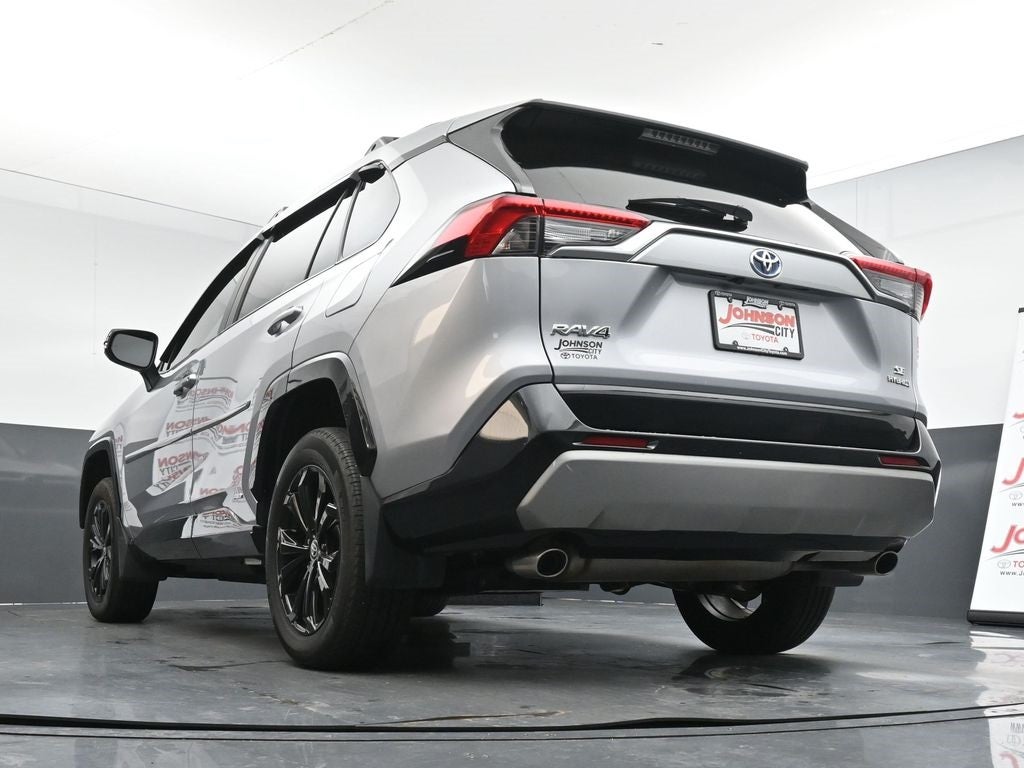 2023 Toyota RAV4 SE