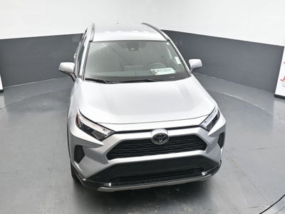 2025 Toyota RAV4 SE