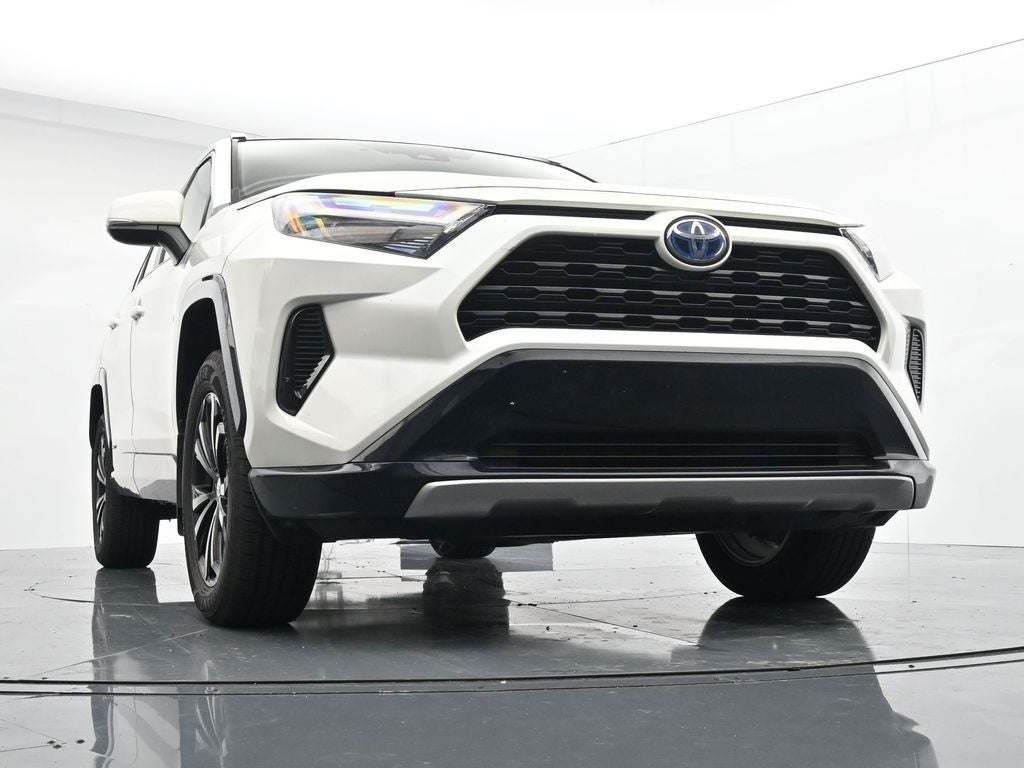 2022 Toyota RAV4 SE