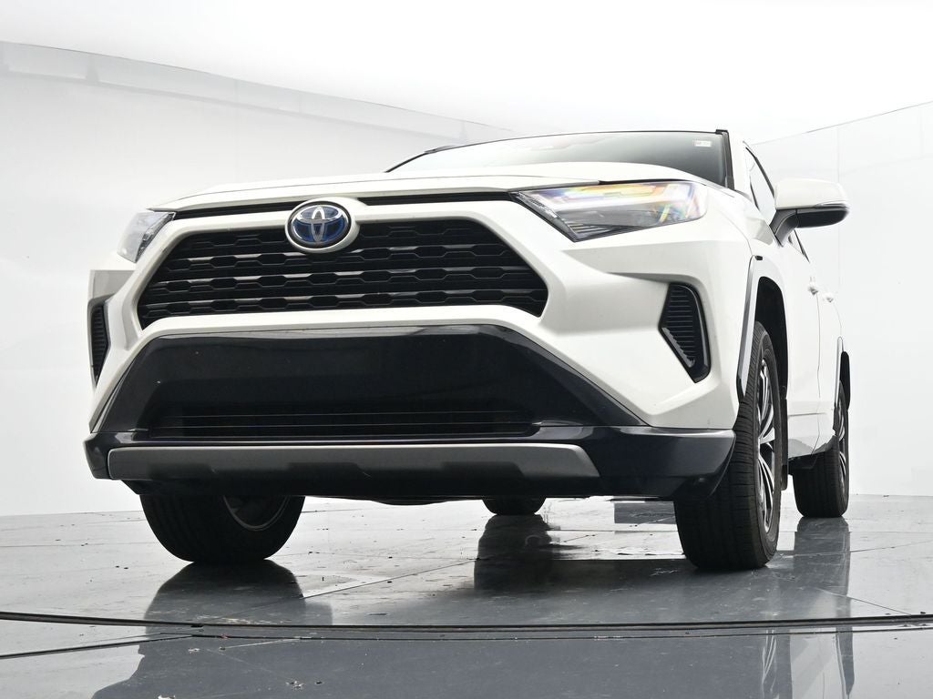 2022 Toyota RAV4 SE